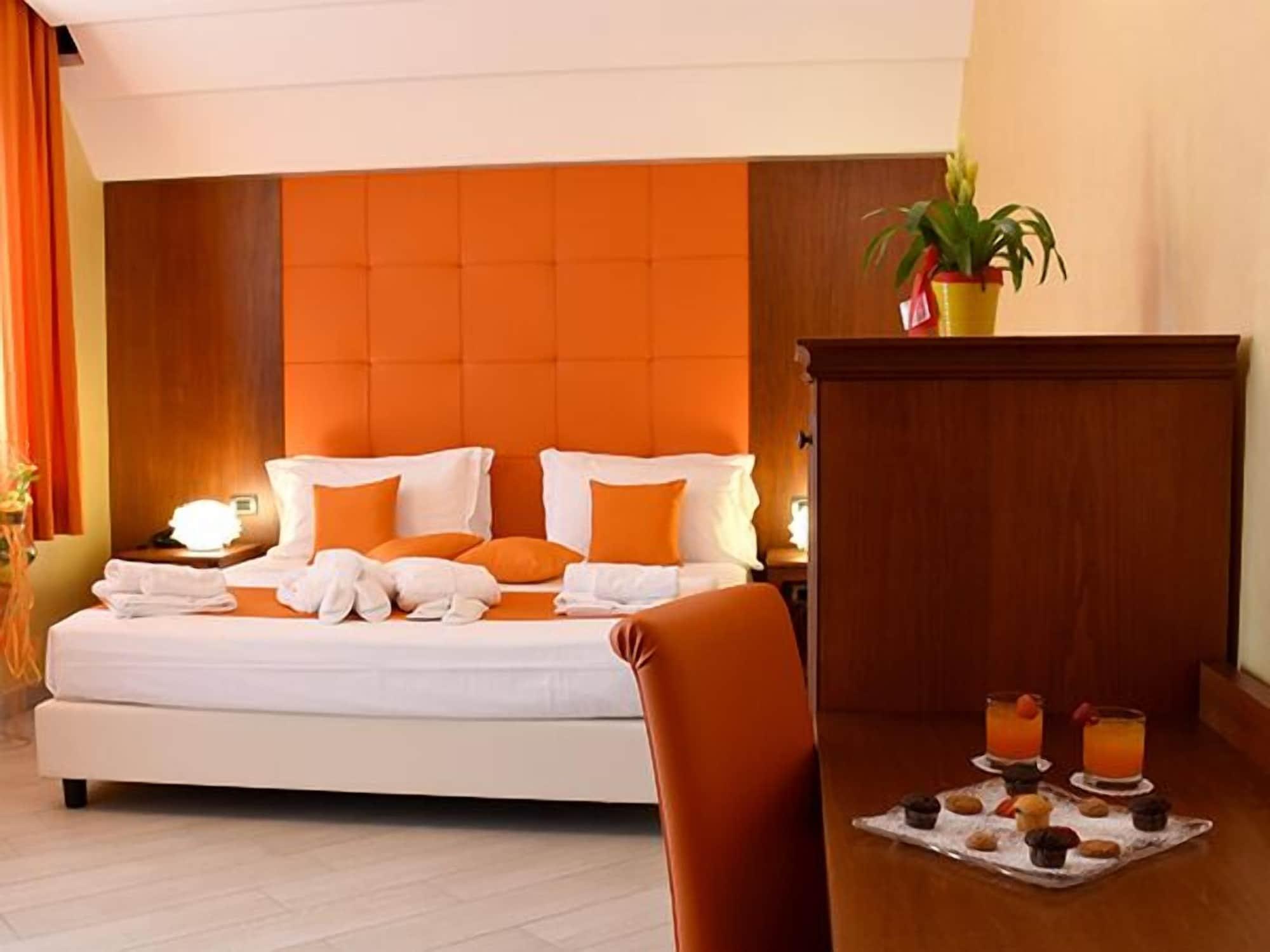 Hotel Riviera Azzurra Оливери Екстериор снимка